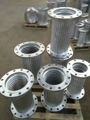 海宁高压耐油不锈钢金属软管与四氟软管应用解析
